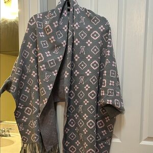 Gray and Pink Patterned shawl with sleeve